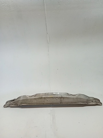 4F0807111 Refuerzo de parachoques delantero  disponible Utrera