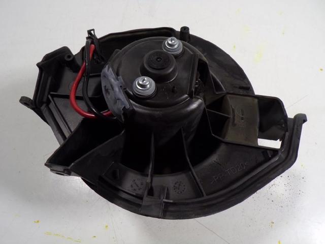 VAG 4F0820020A Motor del ventilador del calefactor  disponible España