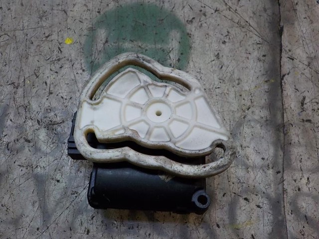 4F0820511B Actuador de compuerta de la calefacción comprar Sevilla