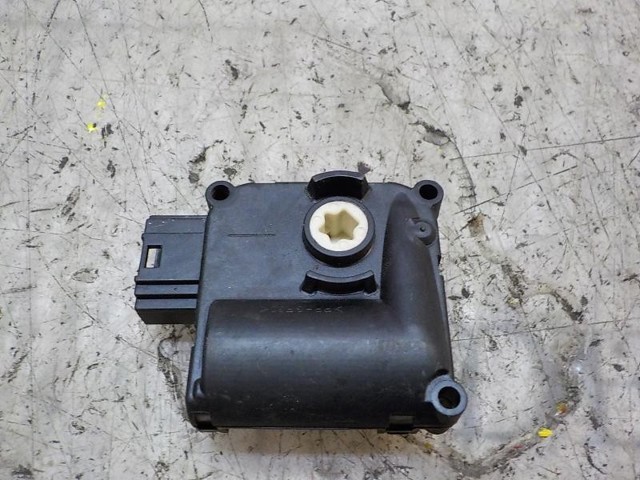 4F0820511B Actuador de compuerta de la calefacción comprar Sevilla