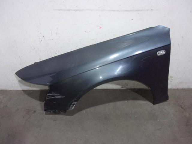 Aleta delantera izquierda 4F0821103A VAG
