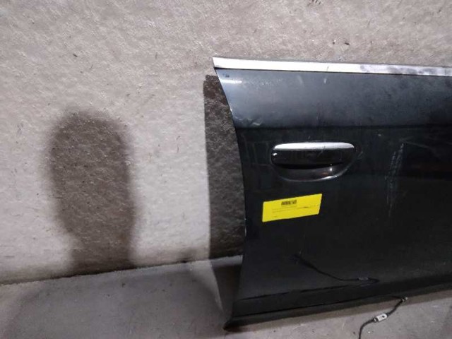 4F0831052F VAG Puerta delantera derecha  en stock Huelva