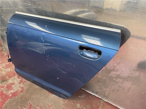 4F0833051G Puerta trasera izquierda  comprar en Reus