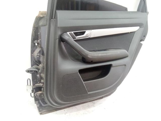 4F0833052G Puerta trasera derecha  en stock Granada