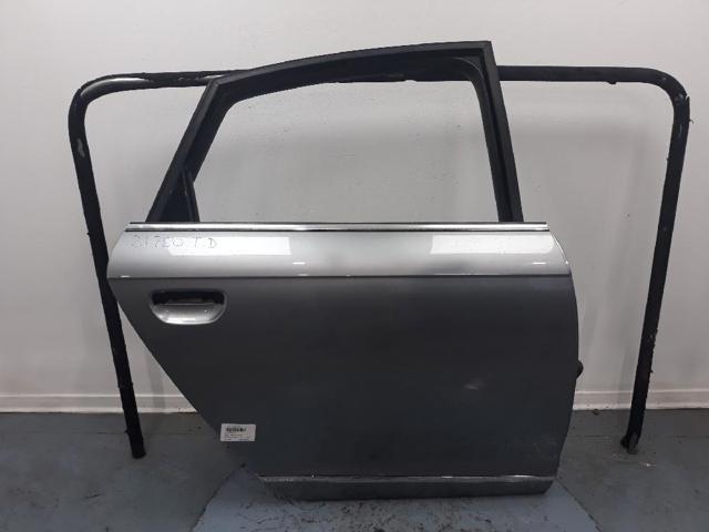 4F0833052G Puerta trasera derecha comprar Almería