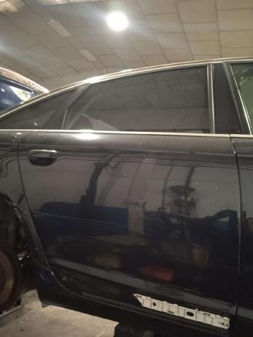 4F0833052G VAG Puerta trasera derecha comprar Bilbao