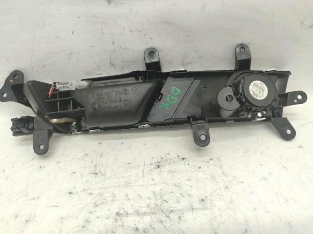 VAG 4F0837020B Manija interior de puerta delantera derecha  en stock Terrassa