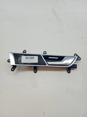 4F0837020B Manija interior de puerta delantera derecha comprar Almería