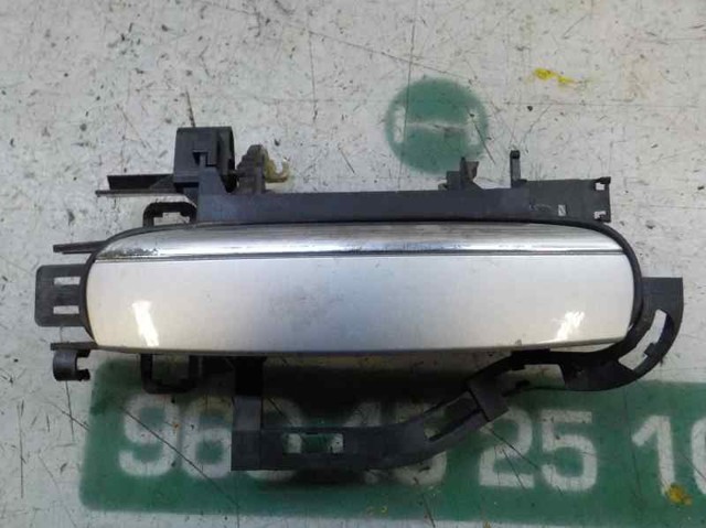 4F0837208B Manija exterior derecha de puerta delantera  comprar en Reus