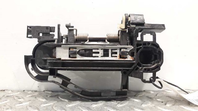 4F0837208B Manija exterior derecha de puerta delantera  en stock Sabadell