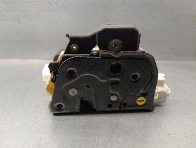 4F0839015A Cerradura de puerta trasera izquierda  disponible Málaga