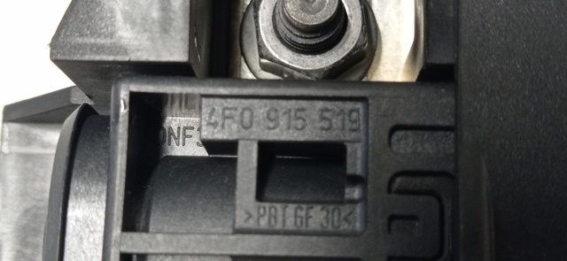 VAG 4F0915519 Pirotécnico de batería principal  en stock Terrassa