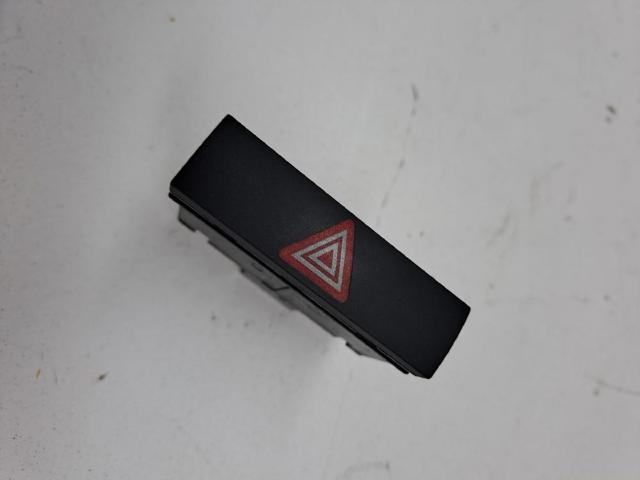 4F0941509 VAG Boton de luz de emergencía  en stock Gandía
