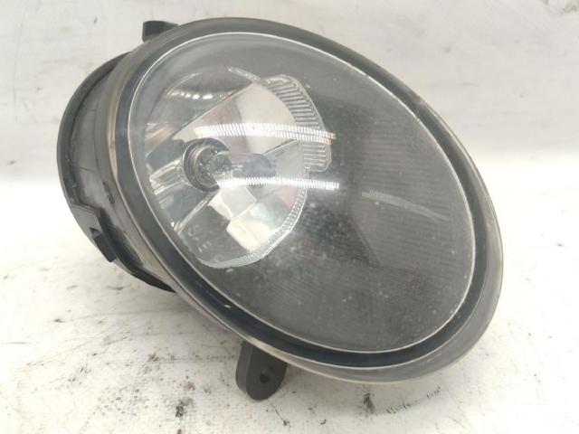 4F0941700 Faro antiniebla derecho  disponible Utrera