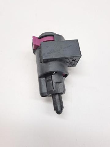 4F0945459B Interruptor de luz de freno  en stock Granada