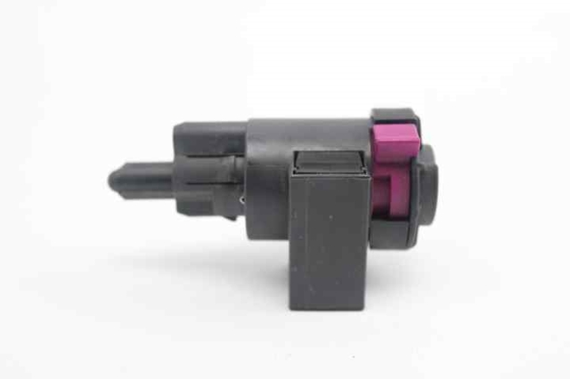 4F0945459B VAG Interruptor de luz de freno comprar Madrid