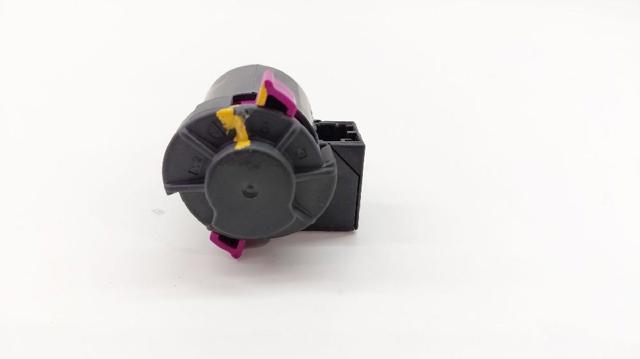 4F0945459B Interruptor de luz de freno  disponible Utrera