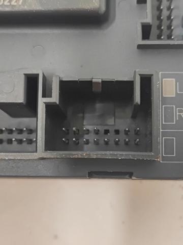 4F0959793E Unidad de confort de la puerta delantera  en stock Castellón