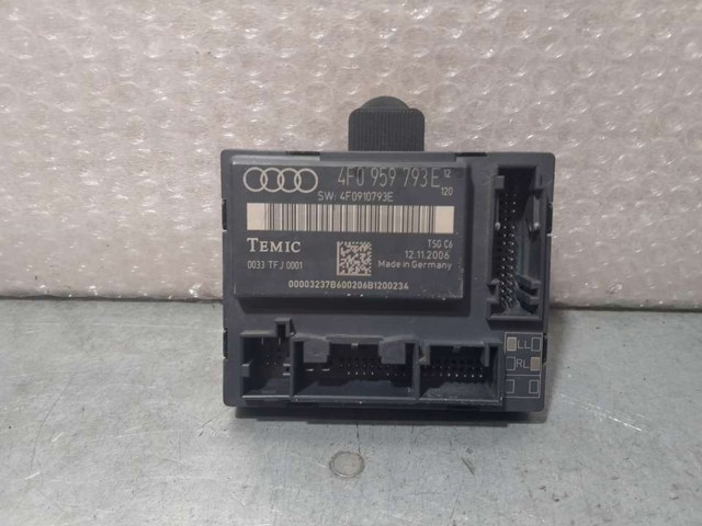 4F0959793E Unidad de confort de la puerta delantera  en stock Sabadell