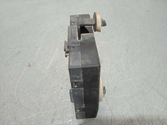 VAG 4F0959795M Módulo de confort de la puerta trasera comprar Barcelona