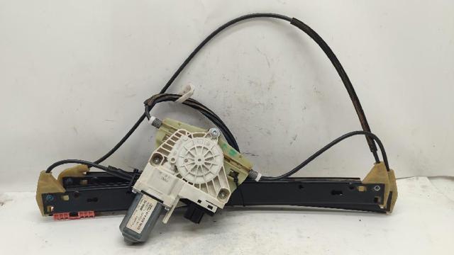 4F0959801D Motor del elevalunas de la puerta delantera izquierda  disponible Málaga