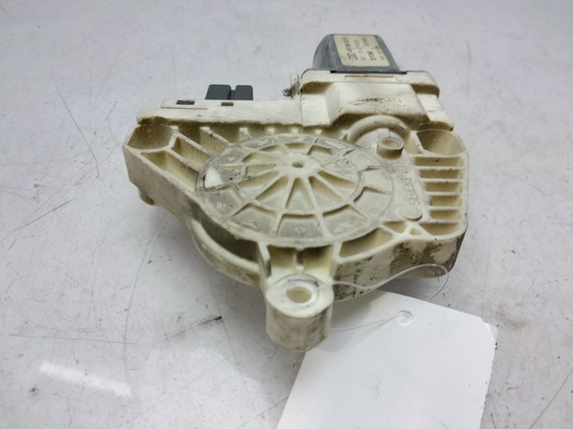 VAG 4F0959801D Motor del elevalunas de la puerta delantera izquierda  comprar en Ponferrada
