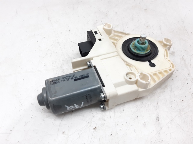 4F0959801D VAG Motor del elevalunas de la puerta delantera izquierda  disponible Alicante