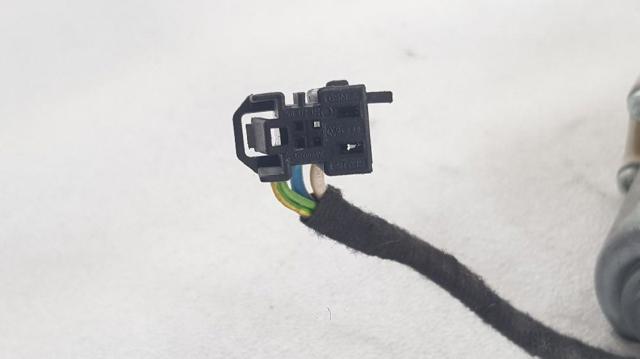4F0959801D Motor del elevalunas de la puerta delantera izquierda  disponible Utrera