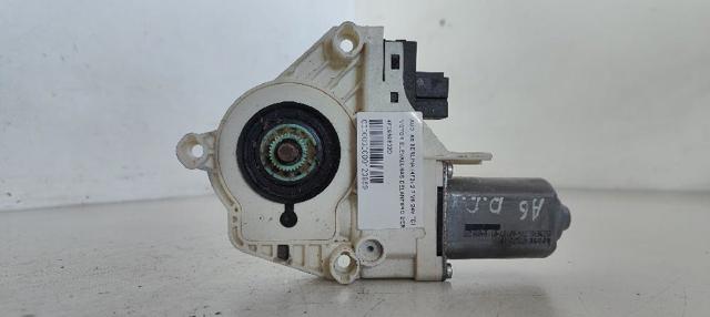 4F0959802D Motor del elevalunas de la puerta delantera derecha  en stock Castellón