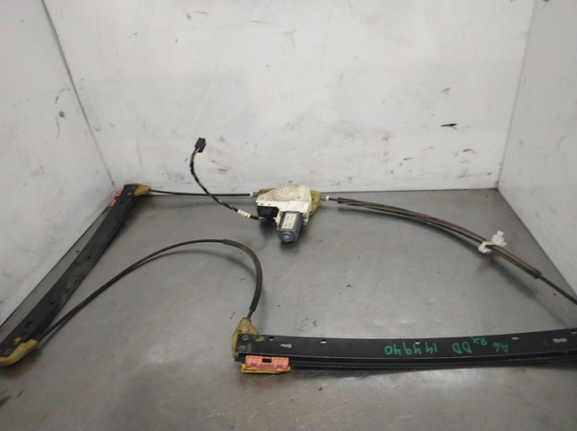4F0959802D VAG Motor del elevalunas de la puerta delantera derecha  en stock Córdoba