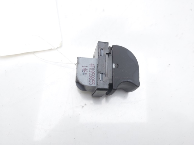 4F0959855 Botón de encendido del motor del elevalunas delantero derecho  comprar en Reus