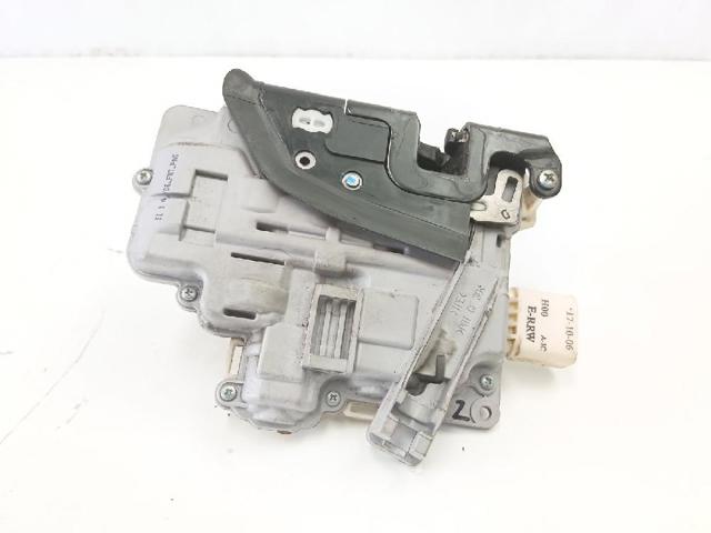 4F1837016E Cerradura de puerta delantera derecha  disponible Burgos