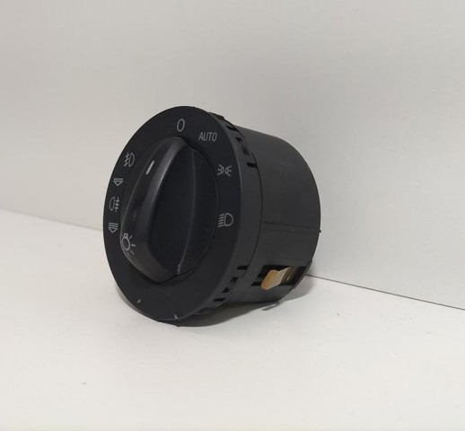 4F1941531D Interruptor de luces en el tablero  disponible Burgos