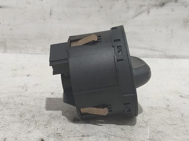 4F1941531D Interruptor de luces en el tablero  en stock Sabadell
