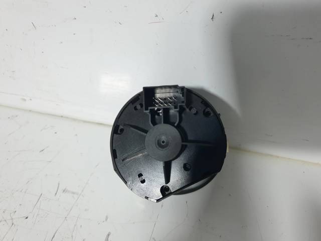 VAG 4F1941531E Interruptor de luces en el tablero comprar Barcelona