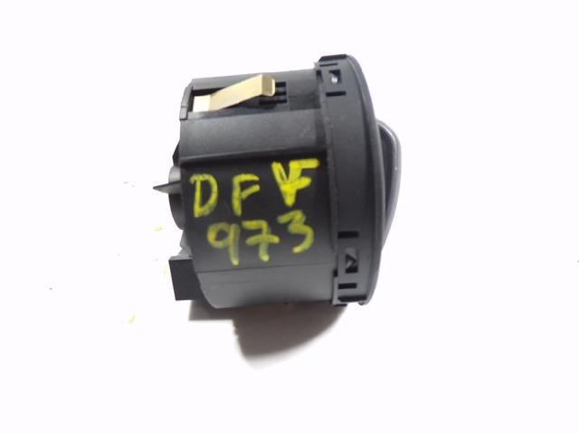 4F1941531E5PR VAG Interruptor de luces en el tablero  disponible Alicante