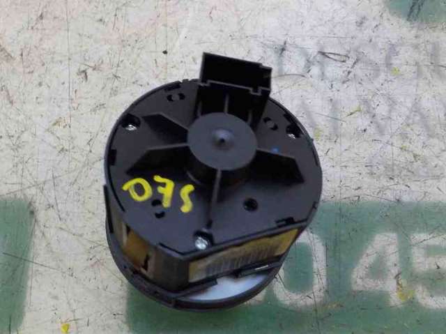 4F1941531E5PR Interruptor de luces en el tablero  en stock Granada