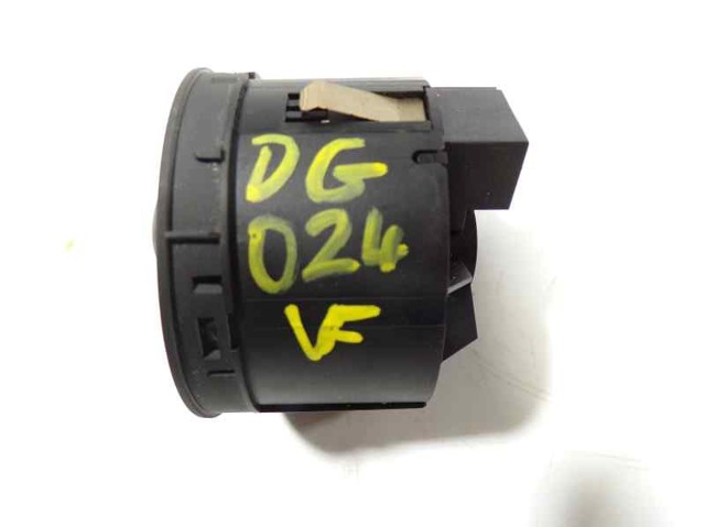 4F1941531E5PR Interruptor de luces en el tablero  en stock Sabadell