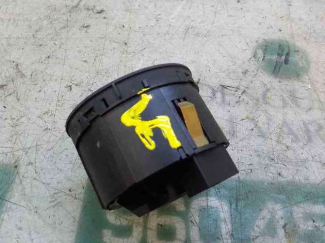 VAG 4F1941531E5PR Interruptor de luces en el tablero  disponible España
