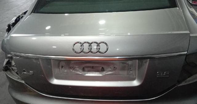 4F5827023F VAG Tapa maletero comprar Madrid