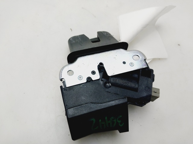 4F5827505 Cerradura de tapa de maletero  comprar en Pontevedra