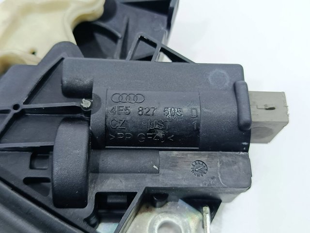 VAG 4F5827505 Cerradura de maletero comprar Barcelona
