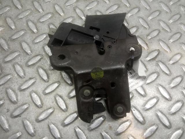 4F5827505C VAG Cerradura de maletero  en stock Córdoba