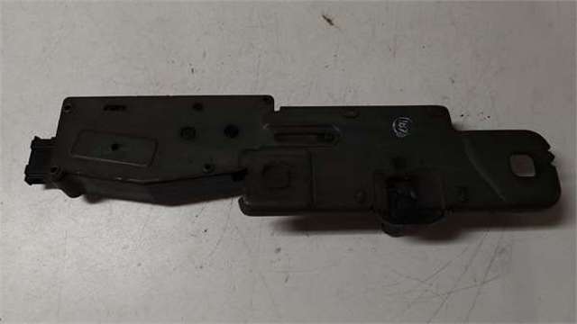 Motor de apertura/cierre del cierre del maletero (puerta trasera 3/5) 4F9827383D VAG
