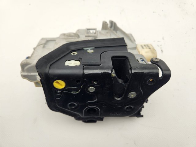 4G0839015 Cerradura de puerta trasera izquierda  disponible Málaga