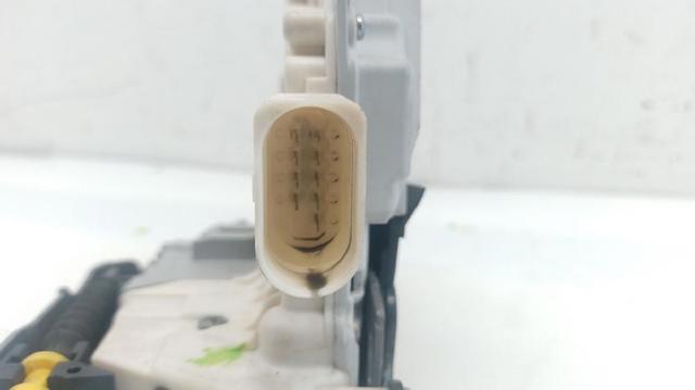 VAG 4G0839016 Cerradura de la puerta trasera derecha  comprar en Murcia