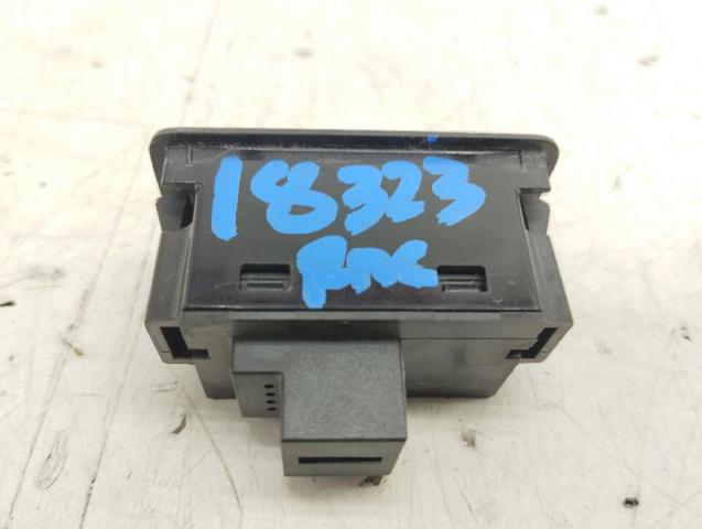 VAG 4G0959831A Botón interior de apertura de maletero  comprar en Albacete