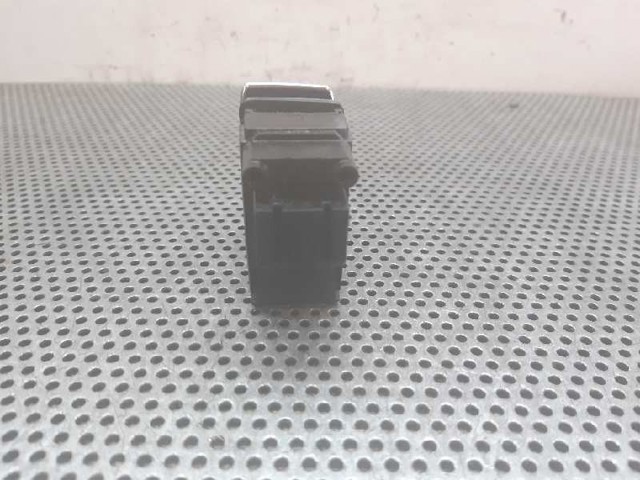 4G1927225B Interruptor del freno de estacionamiento electromecánico  disponible Utrera