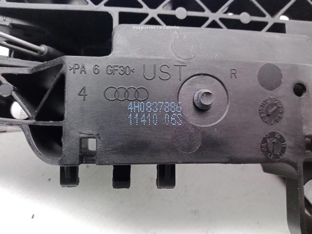 4H0837886 Soporte de manija exterior de puerta derecha  disponible Málaga
