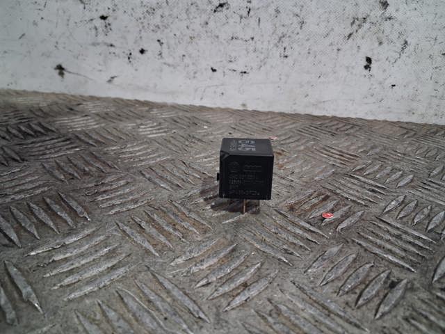 4H0951253A VAG Relé ventilador comprar Bilbao